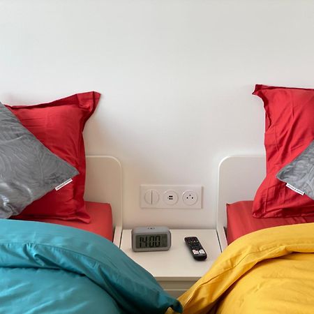 Paris Pantin Magnifique Appartement 4 Pieces De 108M2 Avec 2 Parking Interieur - Tres Cosy Pour 1 A 12 Personnes - Entierement Refait A Neuf Entire Apartment Luxurious And Warm - Pantin Paris 19 Eme Free Wifi Gratuit Dış mekan fotoğraf