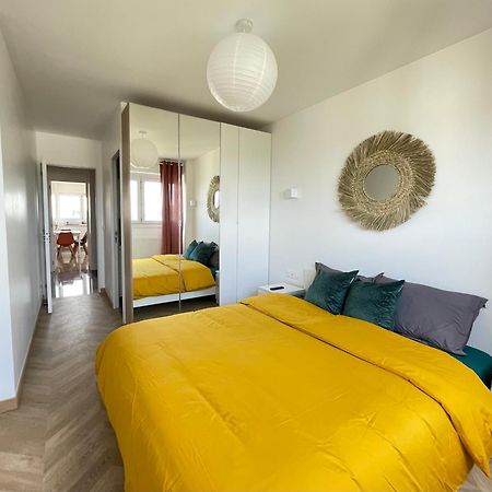 Paris Pantin Magnifique Appartement 4 Pieces De 108M2 Avec 2 Parking Interieur - Tres Cosy Pour 1 A 12 Personnes - Entierement Refait A Neuf Entire Apartment Luxurious And Warm - Pantin Paris 19 Eme Free Wifi Gratuit Dış mekan fotoğraf