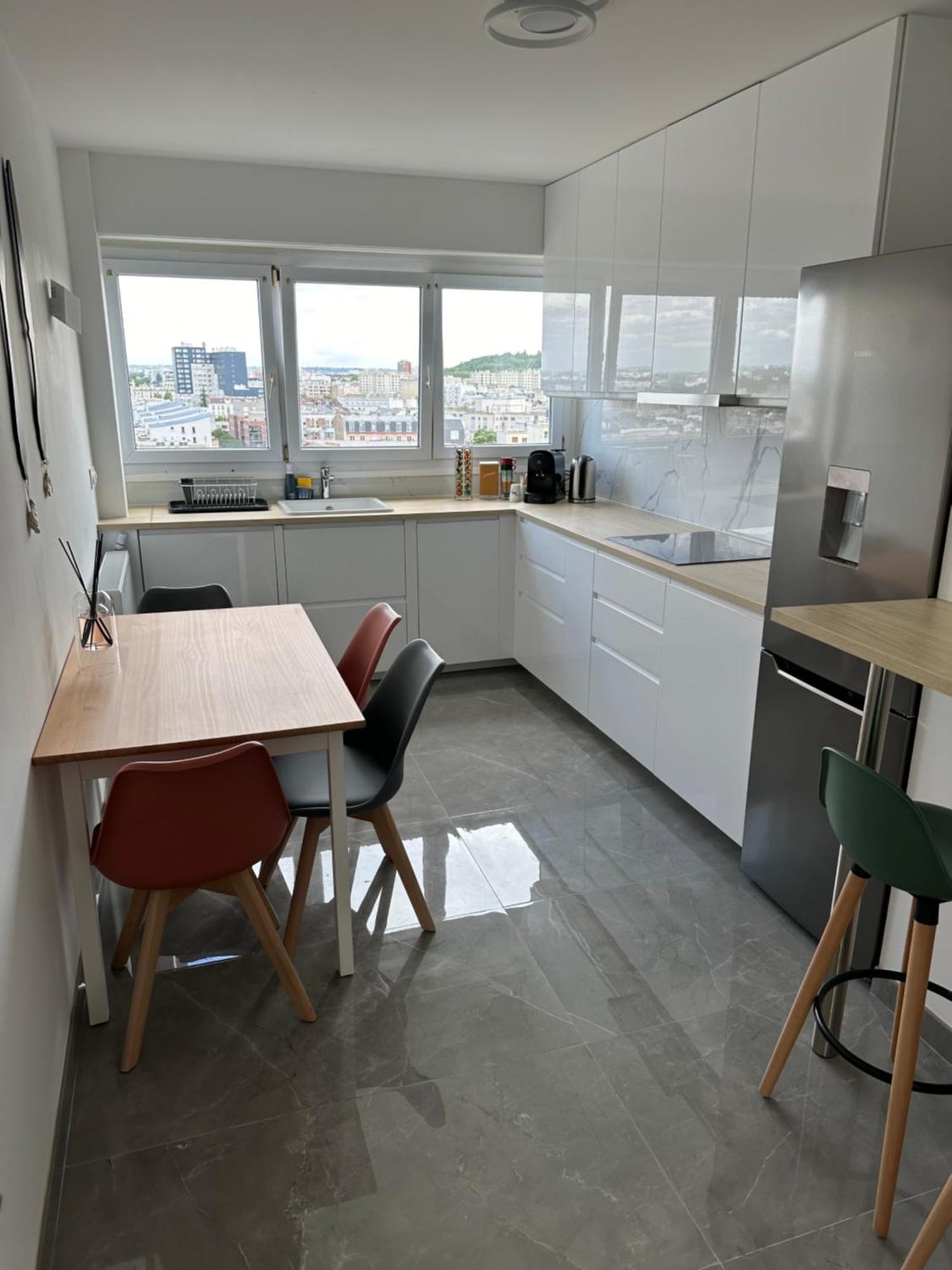 Paris Pantin Magnifique Appartement 4 Pieces De 108M2 Avec 2 Parking Interieur - Tres Cosy Pour 1 A 12 Personnes - Entierement Refait A Neuf Entire Apartment Luxurious And Warm - Pantin Paris 19 Eme Free Wifi Gratuit Dış mekan fotoğraf