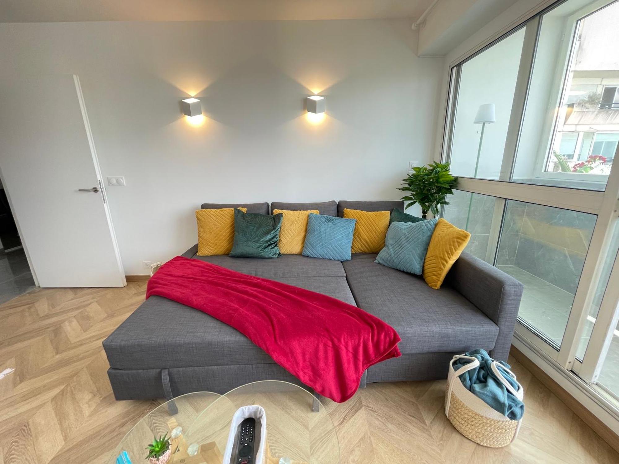 Paris Pantin Magnifique Appartement 4 Pieces De 108M2 Avec 2 Parking Interieur - Tres Cosy Pour 1 A 12 Personnes - Entierement Refait A Neuf Entire Apartment Luxurious And Warm - Pantin Paris 19 Eme Free Wifi Gratuit Dış mekan fotoğraf