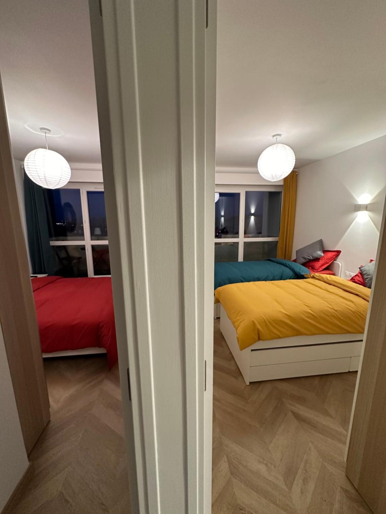 Paris Pantin Magnifique Appartement 4 Pieces De 108M2 Avec 2 Parking Interieur - Tres Cosy Pour 1 A 12 Personnes - Entierement Refait A Neuf Entire Apartment Luxurious And Warm - Pantin Paris 19 Eme Free Wifi Gratuit Dış mekan fotoğraf