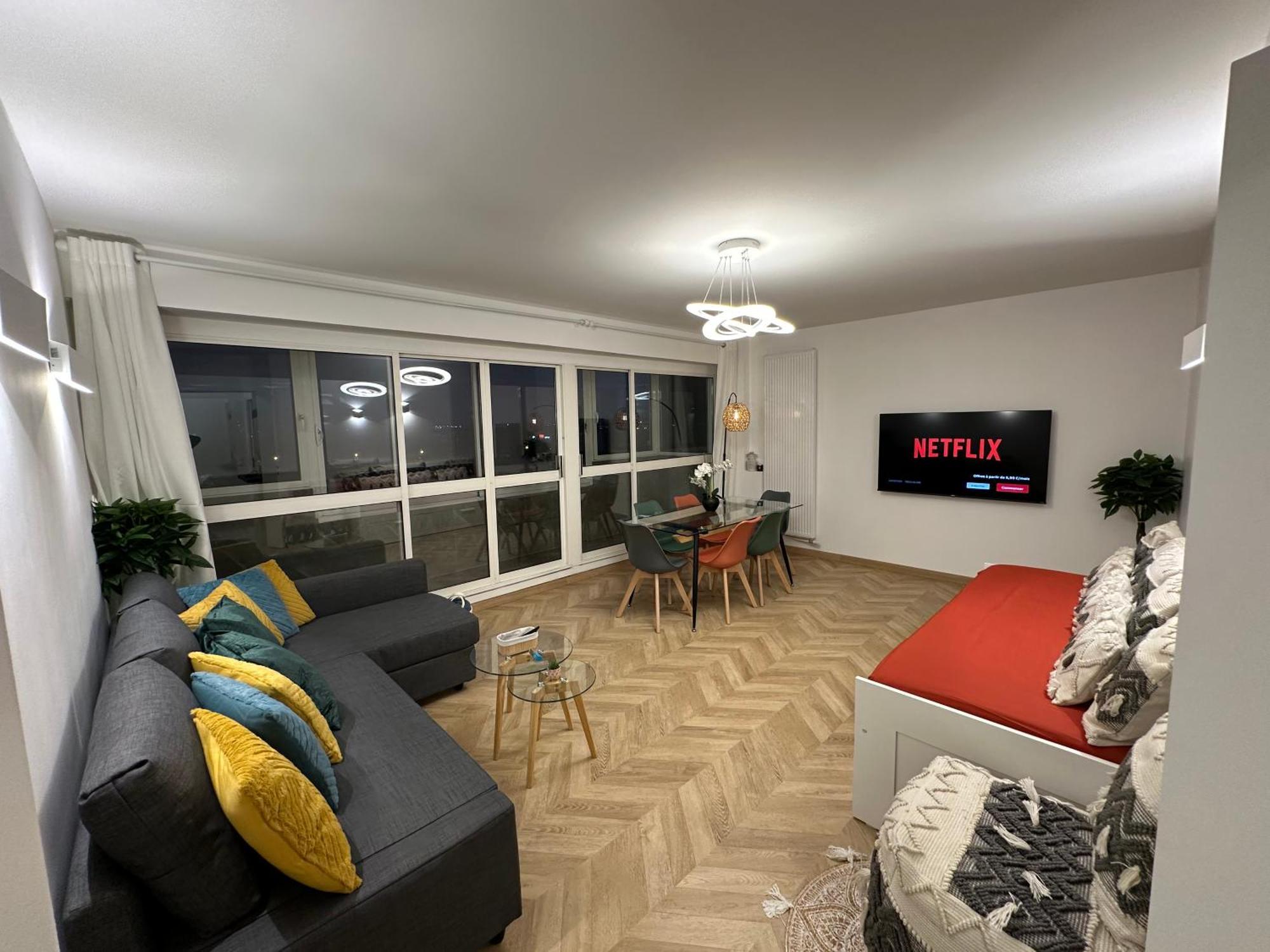 Paris Pantin Magnifique Appartement 4 Pieces De 108M2 Avec 2 Parking Interieur - Tres Cosy Pour 1 A 12 Personnes - Entierement Refait A Neuf Entire Apartment Luxurious And Warm - Pantin Paris 19 Eme Free Wifi Gratuit Dış mekan fotoğraf